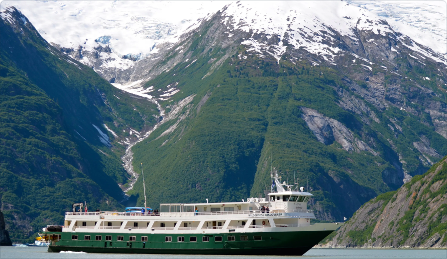 Wilderness Discoverer ship photo 2