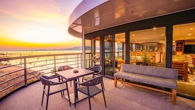 Zimbabwean Dream ship photo 7