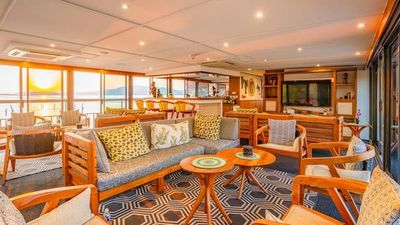 Zimbabwean Dream ship photo 10