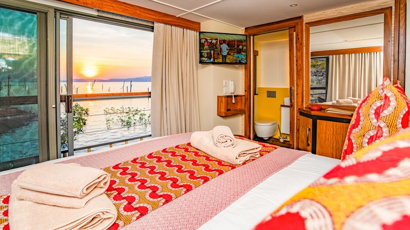 Zimbabwean Dream ship photo 4
